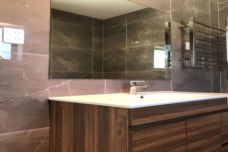 Photo of property in 3 Gamble Way, Massey, Auckland, 0614