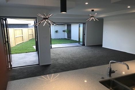 Photo of property in 25 Kotiate Street, Papamoa Beach, Papamoa, 3118