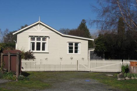 Photo of property in 9 Yule Grove, Greytown, 5712