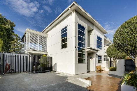 Photo of property in 84 Te Awa Avenue, Te Awa, Napier, 4110