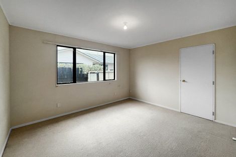 Photo of property in 46 Dalfield Place, Highbury, Palmerston North, 4412