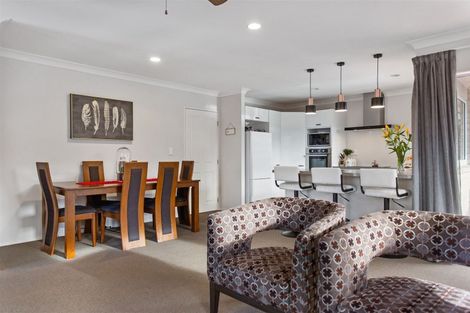 Photo of property in 3 Martin Jugum Lane, Ranui, Auckland, 0612