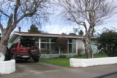Photo of property in 554 Featherston Street, Roslyn, Palmerston North, 4414