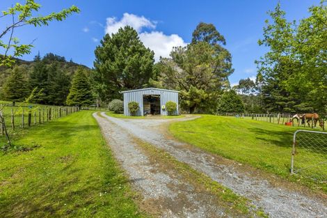 Photo of property in 1063c Blue Mountains Road, Blue Mountains, Upper Hutt, 5371