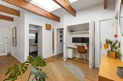 Photo of property in 5 Kotinga Avenue, Glen Eden, Auckland, 0602