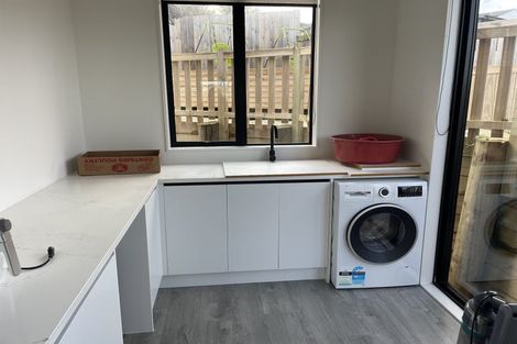 Photo of property in 18 Takurua Terrace, Orewa, 0931