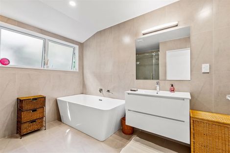 Photo of property in 30c Coniston Avenue, Te Atatu South, Auckland, 0610