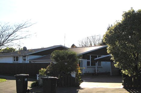 Photo of property in 27 Ramore Place, Redwood, Christchurch, 8051