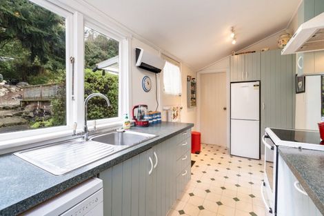 Photo of property in 82 Glen Road, The Glen, Dunedin, 9011