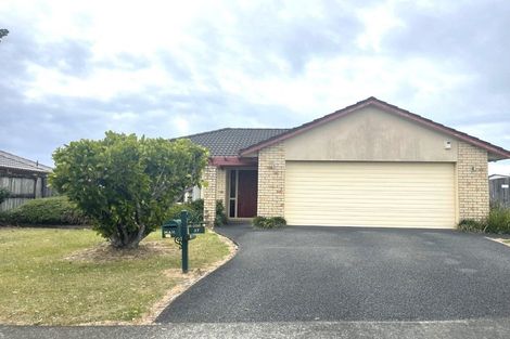 Photo of property in 37 Richfield Crescent, Westgate, Auckland, 0614