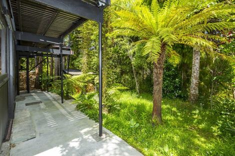 Photo of property in 24 Freemans Way, Pinehaven, Upper Hutt, 5019