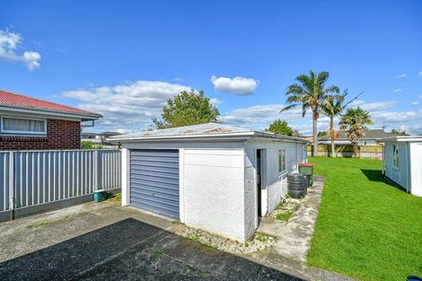 Photo of property in 10 Edmund Hillary Avenue, Papakura, 2110