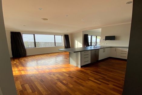 Photo of property in 77 Te Puia Drive, Aotea, Porirua, 5024