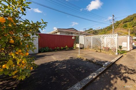 Photo of property in 5 Lane Street, Wallaceville, Upper Hutt, 5018