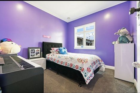 Photo of property in 98 Millbrook Road, Sunnyvale, Auckland, 0612