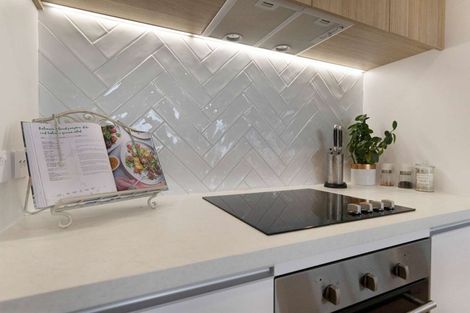 Photo of property in 18 Mcwatters Drive, Ngatea, 3503