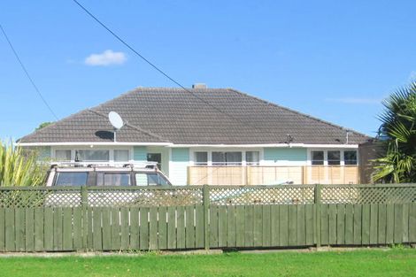 Photo of property in 34 Smythe Road, Henderson, Auckland, 0612