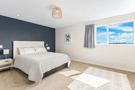 Photo of property in 135 Endeavour Drive, Whitby, Porirua, 5024