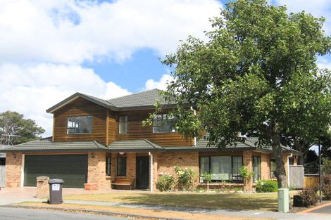 Photo of property in 35 Clearwater Terrace, Brown Owl, Upper Hutt, 5018