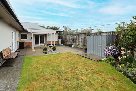 Photo of property in 28 Deller Drive, Carterton, 5713
