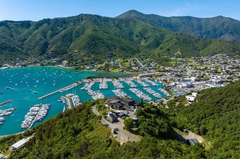 Photo of property in 43 Marina Drive, Waikawa, Picton, 7220