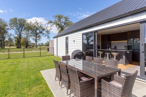 Photo of property in 16 Ross Taylor Lane, Masterton, 5810
