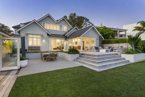 Photo of property in 21 Norwood Road, Bayswater, Auckland, 0622