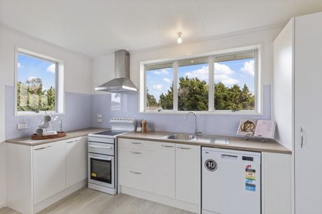 Photo of property in 19 Rangitake Drive, Spotswood, New Plymouth, 4310