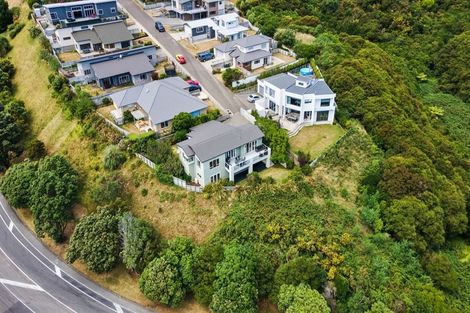Photo of property in 38 Aspiring Terrace, Aotea, Porirua, 5024