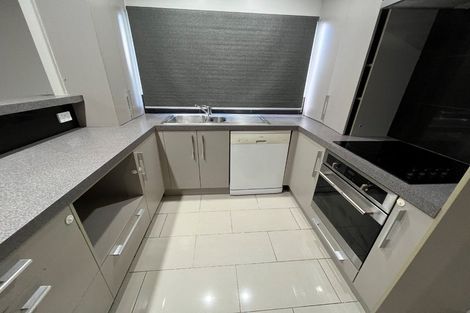 Photo of property in 17 Seaward Place, Wattle Downs, Auckland, 2103