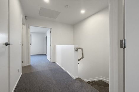 Photo of property in 2/51 Yeovil Road, Te Atatu Peninsula, Auckland, 0610