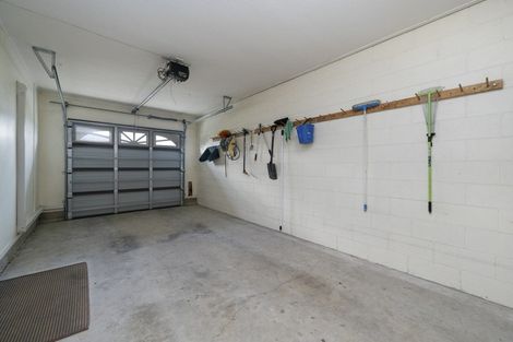 Photo of property in 2/369 Main Road, Tawa, Wellington, 5028