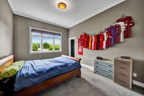 Photo of property in 335 Glover Road, Hawera, 4675