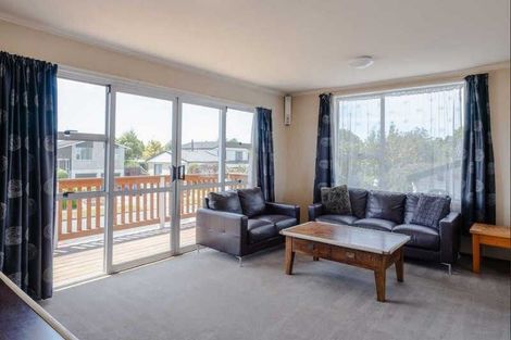 Photo of property in 11 O'halloran Drive, Halswell, Christchurch, 8025