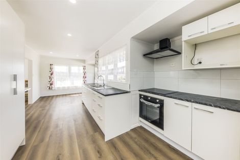 Photo of property in 65 Christmas Road, Manurewa, Auckland, 2102