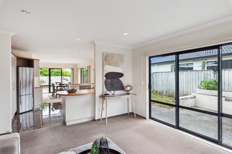 Photo of property in 26 Quadrant Heights, Paraparaumu, 5032