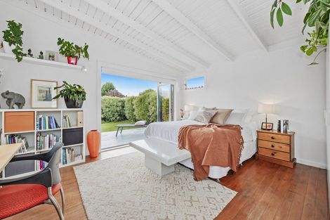 Photo of property in 31 Broadway Avenue, Waikuku Beach, 7473