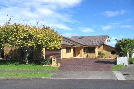 Photo of property in 8 Marina Heights, Half Moon Bay, Auckland, 2012