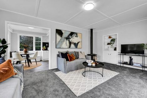 Photo of property in 27 Blagdon Road, Blagdon, New Plymouth, 4310