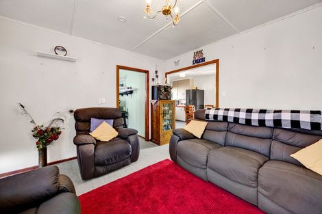 Photo of property in 10 Lear Street, Stratford, 4332