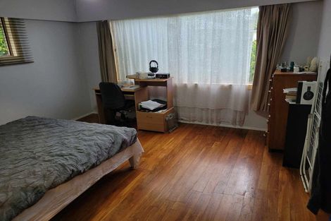 Photo of property in 4 Fleur Avenue, Pakuranga Heights, Auckland, 2010