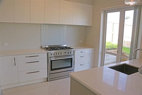 Photo of property in 6 Hapuka Close, Snells Beach, 0920
