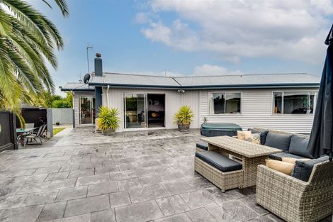 Photo of property in 4 Woodhouse Place, Pirimai, Napier, 4112