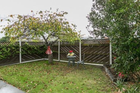 Photo of property in 25 Wharerangi Road, Tamatea, Napier, 4112