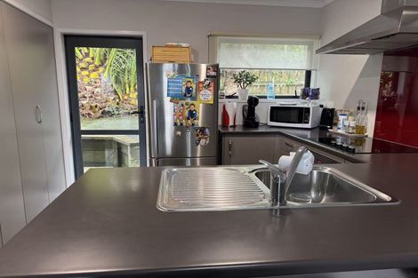 Photo of property in 10 Stredwick Drive, Torbay, Auckland, 0630