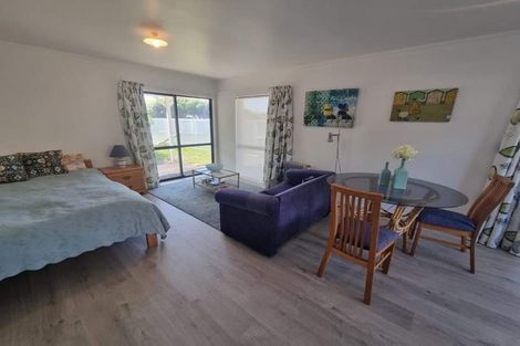 Photo of property in 273 Peka Peka Road, Peka Peka, Waikanae, 5391