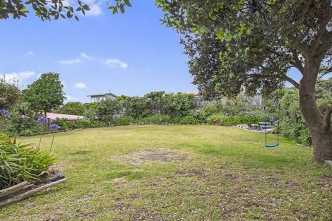 Photo of property in 2a Marine Parade, Otaki Beach, Otaki, 5512