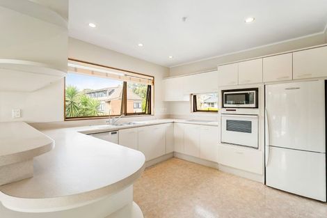Photo of property in 1/24 Saltburn Road, Milford, Auckland, 0620