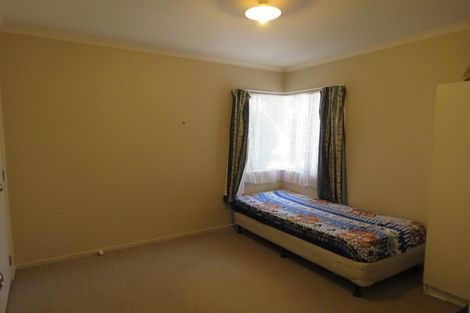 Photo of property in 8a Sandspit Road, Waiuku, 2123