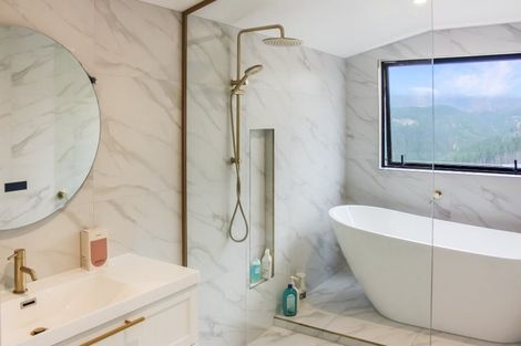 Photo of property in 22 Eaglesfield Close, Westmorland, Christchurch, 8025